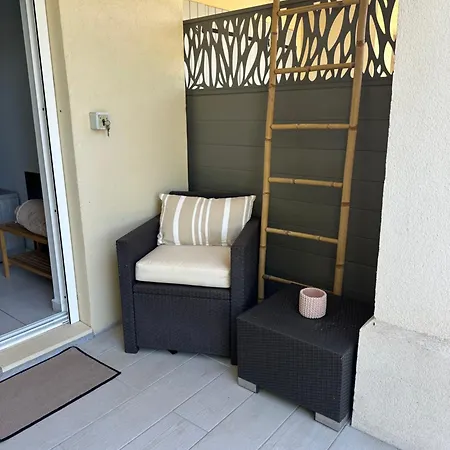 A Esterel Belahome 아파트 *