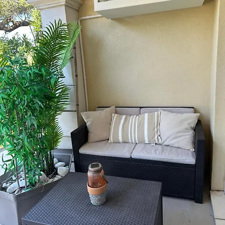 A Esterel Belahome Apartment Saint-Raphael (Var)
